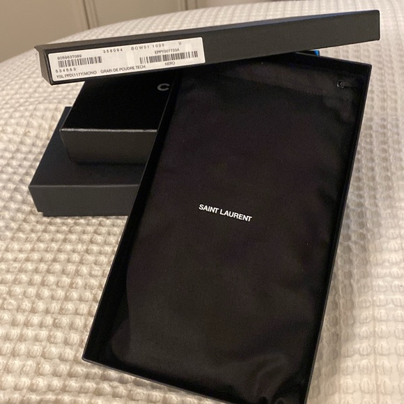 Saint Laurent Wallet - Picture 13 of 17